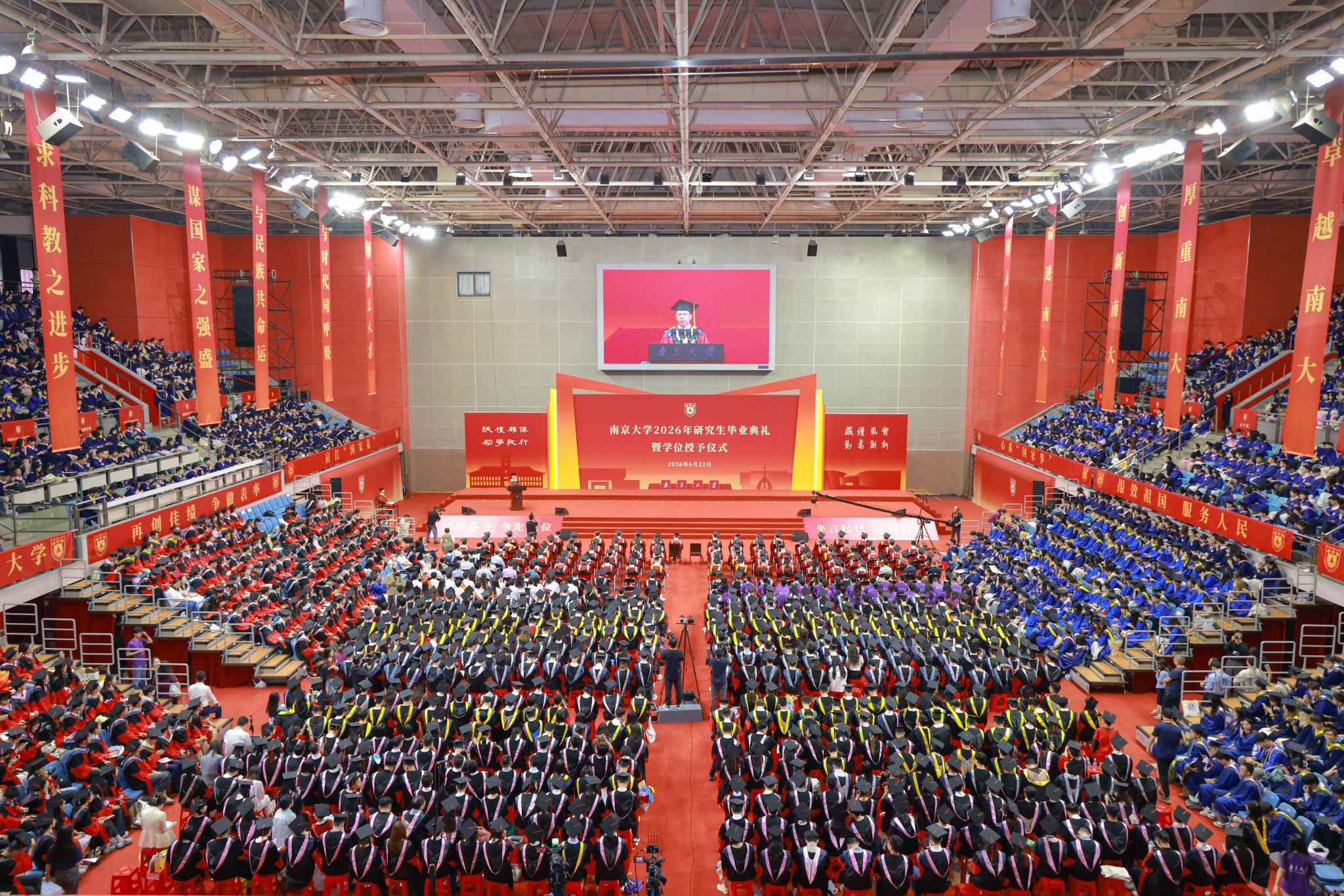 7AFFF56CDE527F341F0938318B8_708B1C05_AF887.jpg